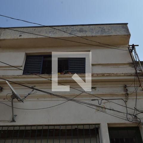 Casa à venda com 114m², 5 quartos e 1 vagaFachada