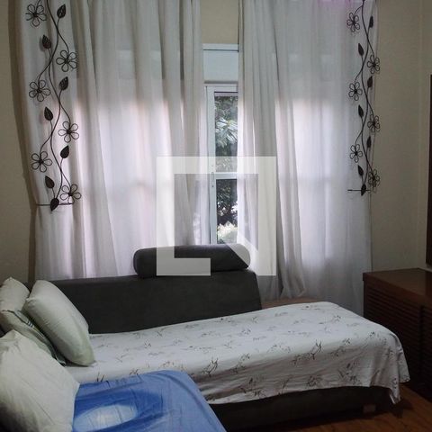 Casa à venda com 260m², 4 quartos e 1 vagaSala