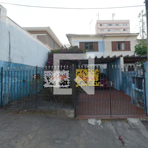 Casa à venda com 201m², 3 quartos e 2 vagasFachada