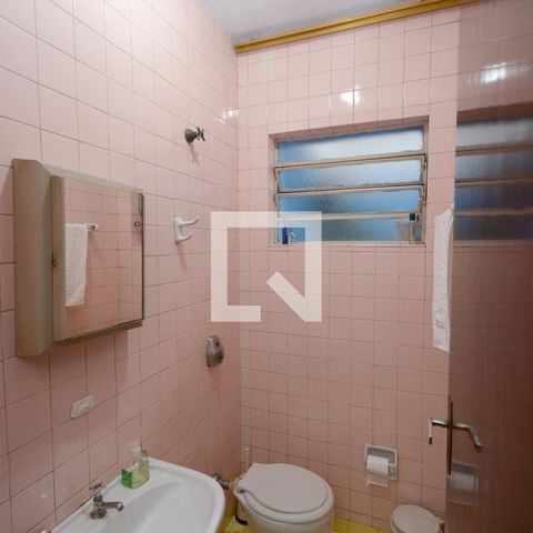 Casa à venda com 201m², 3 quartos e 2 vagasBanheiro