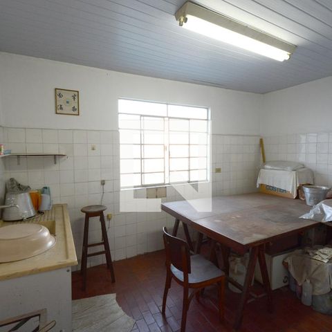 Casa à venda com 201m², 3 quartos e 2 vagasÁrea externa - Salão