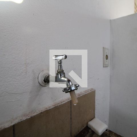 Casa à venda com 200m², 3 quartos e 2 vagas Casa à venda com 200m², 3 quartos e 2 vagasEdícula