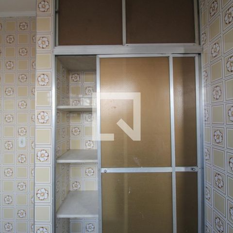 Casa à venda com 200m², 3 quartos e 2 vagas Casa à venda com 200m², 3 quartos e 2 vagasCozinha