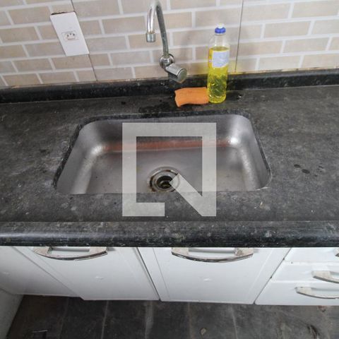 Casa à venda com 200m², 3 quartos e 2 vagas Casa à venda com 200m², 3 quartos e 2 vagasÁrea comum - Churrasqueira
