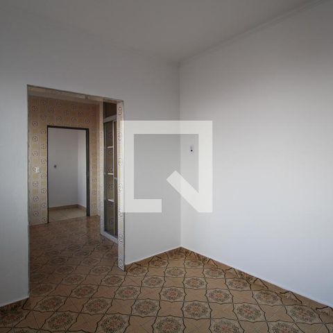 Casa à venda com 200m², 3 quartos e 2 vagas Casa à venda com 200m², 3 quartos e 2 vagasSala de jantar