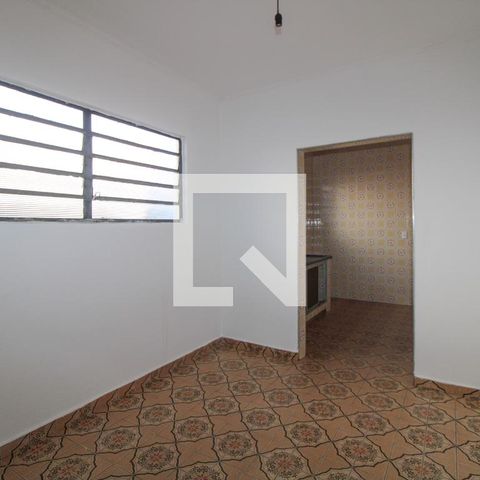 Casa à venda com 200m², 3 quartos e 2 vagas Casa à venda com 200m², 3 quartos e 2 vagasSala de jantar