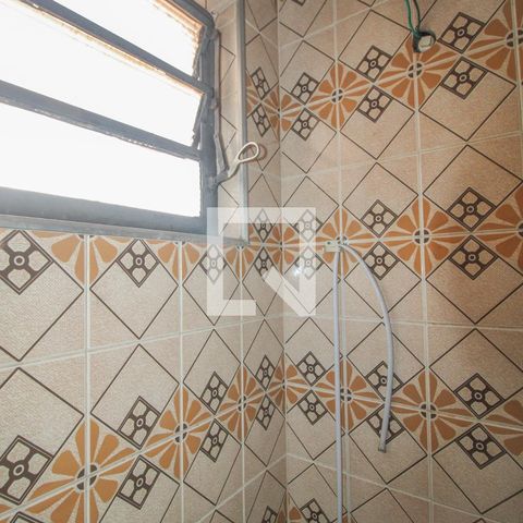Casa à venda com 200m², 3 quartos e 2 vagas Casa à venda com 200m², 3 quartos e 2 vagasBanheiro