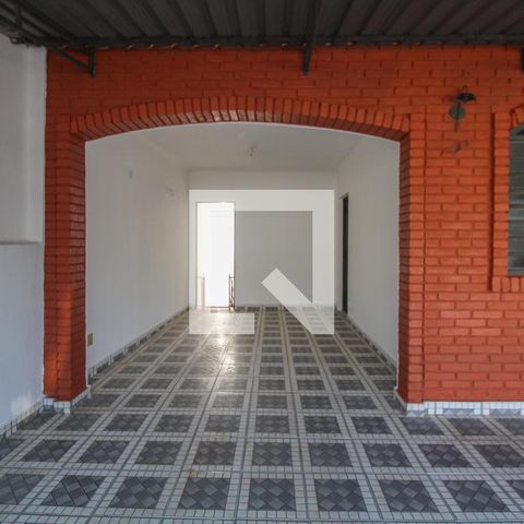 Casa à venda com 200m², 3 quartos e 2 vagas Casa à venda com 200m², 3 quartos e 2 vagasGaragem