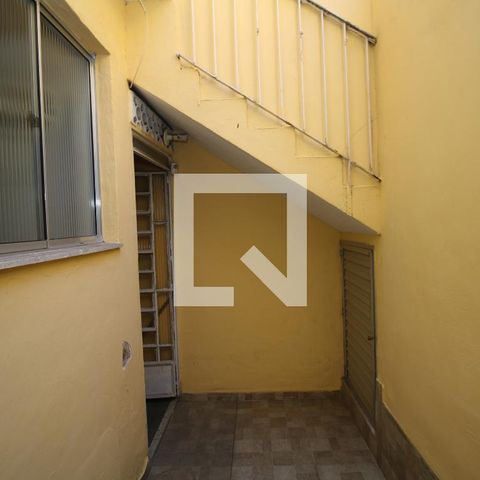 Casa à venda com 220m², 3 quartos e 1 vagaÁrea de Serviço