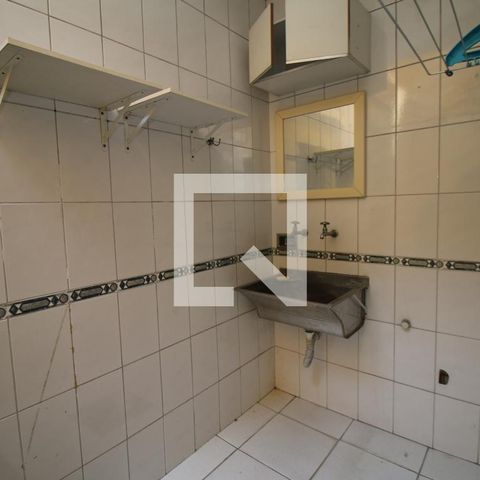 Casa à venda com 220m², 3 quartos e 1 vagaÁrea de Serviço