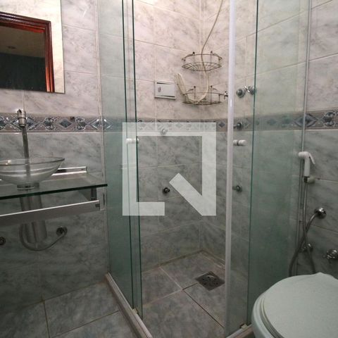 Casa à venda com 220m², 3 quartos e 1 vagaBanheiro da Suíte 2