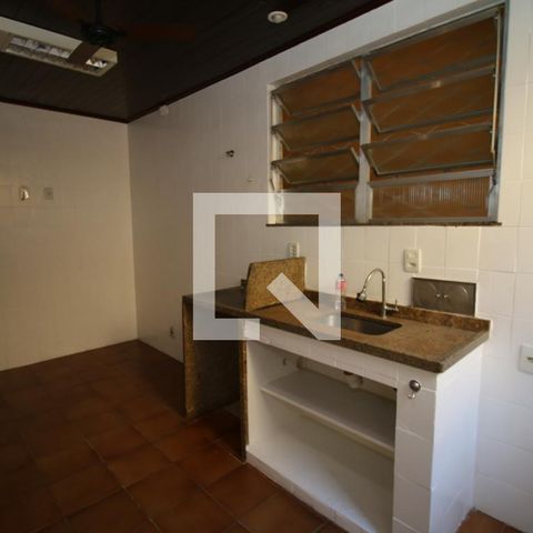 Casa à venda com 220m², 3 quartos e 1 vagaCozinha