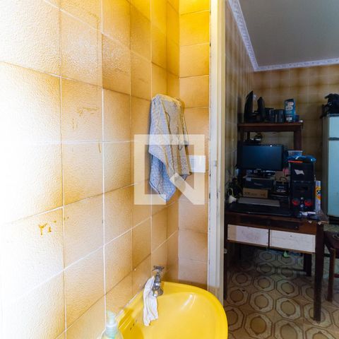 Casa à venda com 210m², 3 quartos e 5 vagas Casa à venda com 210m², 3 quartos e 5 vagasBanheiro 3