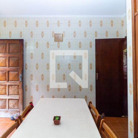 Casa à venda com 210m², 3 quartos e 5 vagas Casa à venda com 210m², 3 quartos e 5 vagasCozinha