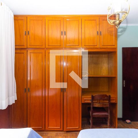 Casa à venda com 210m², 3 quartos e 5 vagas Casa à venda com 210m², 3 quartos e 5 vagasQuarto 1