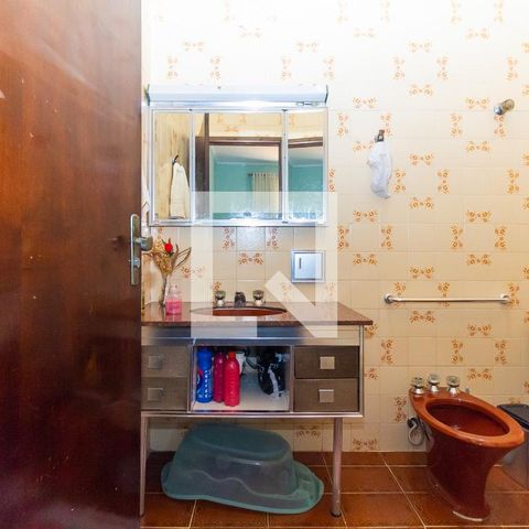 Casa à venda com 210m², 3 quartos e 5 vagas Casa à venda com 210m², 3 quartos e 5 vagasBanheiro da Suíte