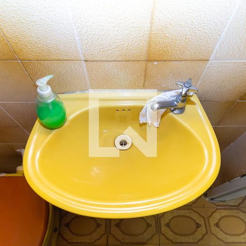 Casa à venda com 210m², 3 quartos e 5 vagas Casa à venda com 210m², 3 quartos e 5 vagasBanheiro 3