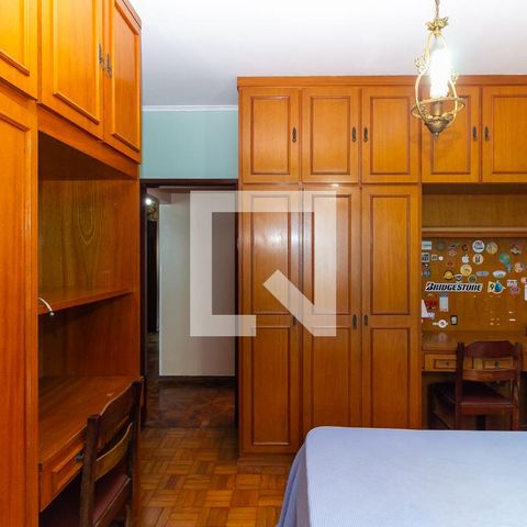 Casa à venda com 210m², 3 quartos e 5 vagas Casa à venda com 210m², 3 quartos e 5 vagasQuarto 1