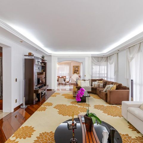 Apartamento à venda com 300m², 4 quartos e 4 vagasSala de Estar