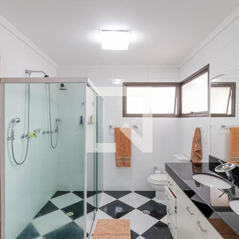 Apartamento à venda com 300m², 4 quartos e 4 vagasBanheiro da Suíte 1