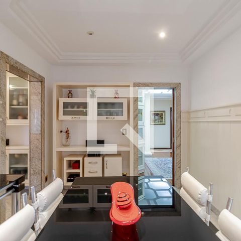 Apartamento à venda com 300m², 4 quartos e 4 vagasCopa