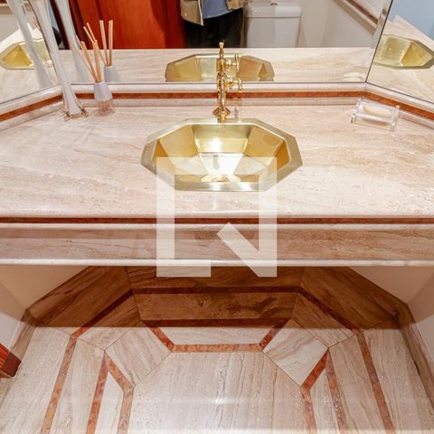 Apartamento à venda com 300m², 4 quartos e 4 vagasLavabo