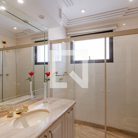 Apartamento à venda com 300m², 4 quartos e 4 vagasBanheiro da Suíte 3