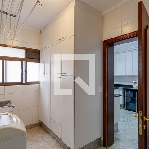 Apartamento à venda com 300m², 4 quartos e 4 vagasÁrea de Serviço
