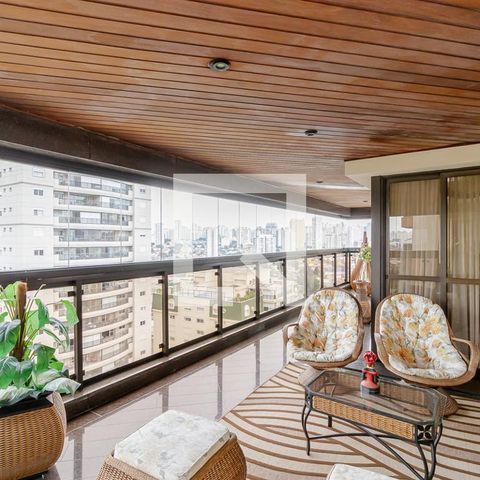 Apartamento à venda com 300m², 4 quartos e 4 vagasVaranda Gourmet