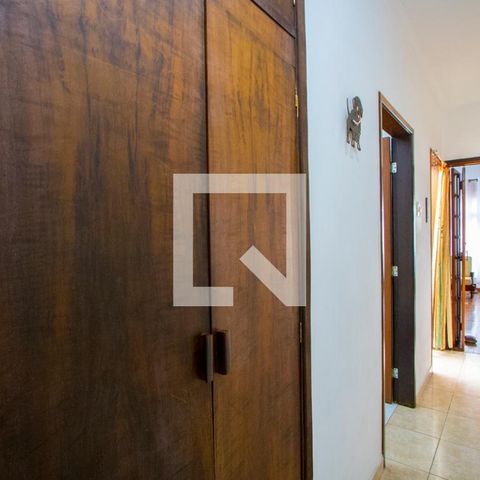 Casa à venda com 177m², 2 quartos e 3 vagasCorredor