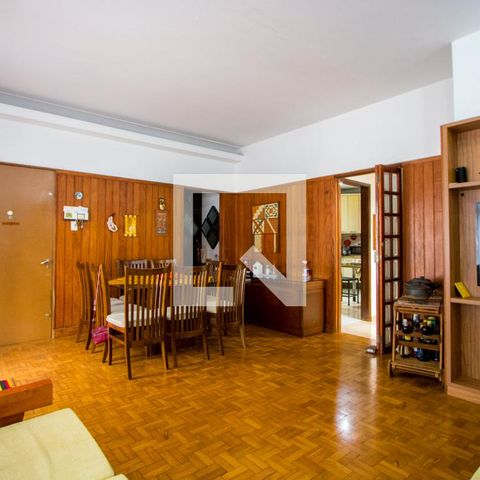 Casa à venda com 177m², 2 quartos e 3 vagasSala