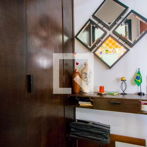 Casa à venda com 177m², 2 quartos e 3 vagasDetalhe da sala