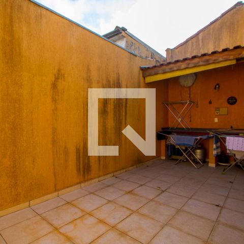 Casa à venda com 177m², 2 quartos e 3 vagasQuintal