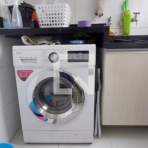 Apartamento à venda com 64m², 2 quartos e 1 vaga Apartamento à venda com 64m², 2 quartos e 1 vagaÁrea de Serviço