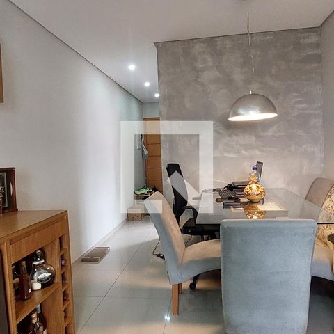 Apartamento à venda com 64m², 2 quartos e 1 vaga Apartamento à venda com 64m², 2 quartos e 1 vagaSala