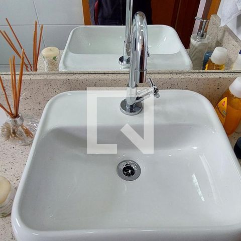 Apartamento à venda com 64m², 2 quartos e 1 vaga Apartamento à venda com 64m², 2 quartos e 1 vagaBanheiro 2