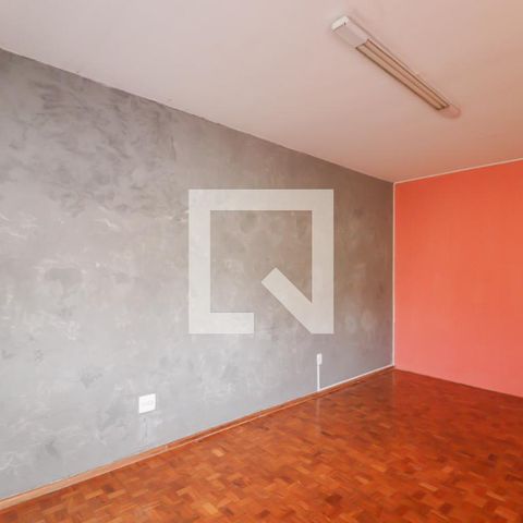 Casa à venda com 184m², 4 quartos e 2 vagas Casa à venda com 184m², 4 quartos e 2 vagasQuarto 2