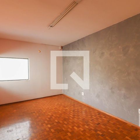 Casa à venda com 184m², 4 quartos e 2 vagas Casa à venda com 184m², 4 quartos e 2 vagasQuarto 2