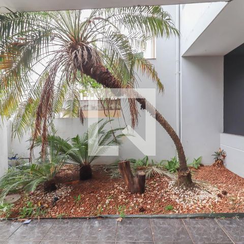 Casa à venda com 184m², 4 quartos e 2 vagas Casa à venda com 184m², 4 quartos e 2 vagasQuintal