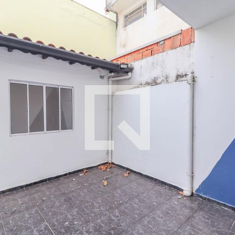 Casa à venda com 184m², 4 quartos e 2 vagas Casa à venda com 184m², 4 quartos e 2 vagasQuintal