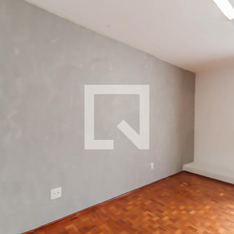 Casa à venda com 184m², 4 quartos e 2 vagas Casa à venda com 184m², 4 quartos e 2 vagasQuarto 3