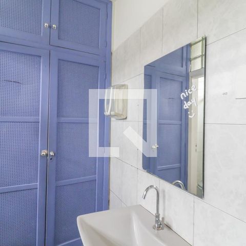 Casa à venda com 184m², 4 quartos e 2 vagas Casa à venda com 184m², 4 quartos e 2 vagasBanheiro