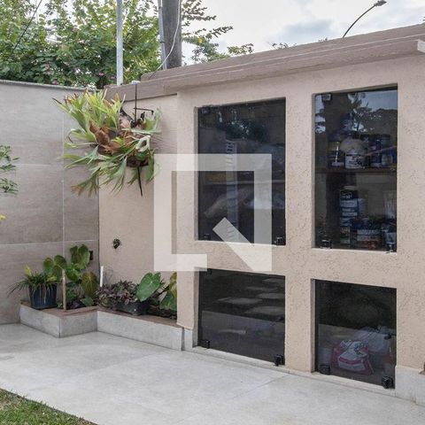 Casa à venda com 440m², 4 quartos e 5 vagas