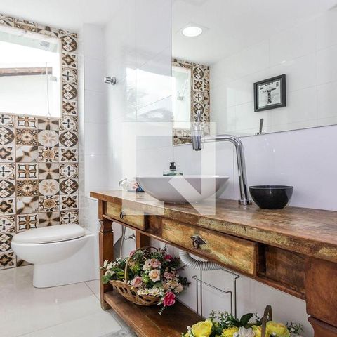 Casa à venda com 440m², 4 quartos e 5 vagas