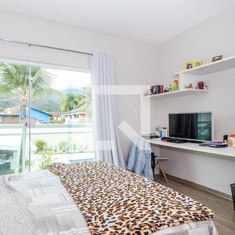 Casa à venda com 440m², 4 quartos e 5 vagas