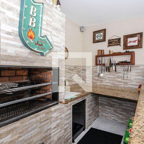 Casa à venda com 440m², 4 quartos e 5 vagas