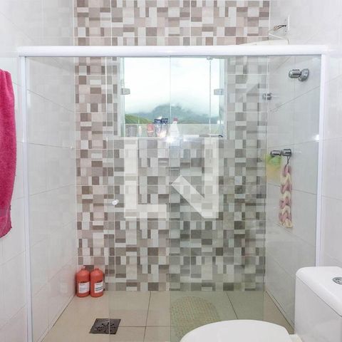 Casa à venda com 440m², 4 quartos e 5 vagas