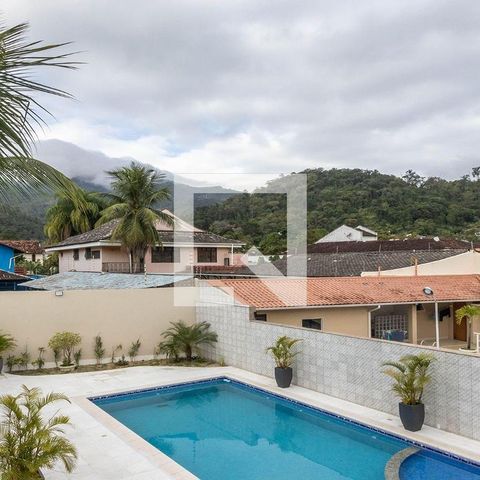 Casa à venda com 440m², 4 quartos e 5 vagas