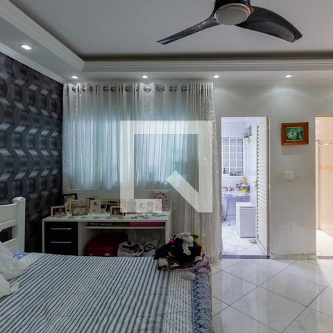 Casa à venda com 285m², 3 quartos e 6 vagas Casa à venda com 285m², 3 quartos e 6 vagasSalão