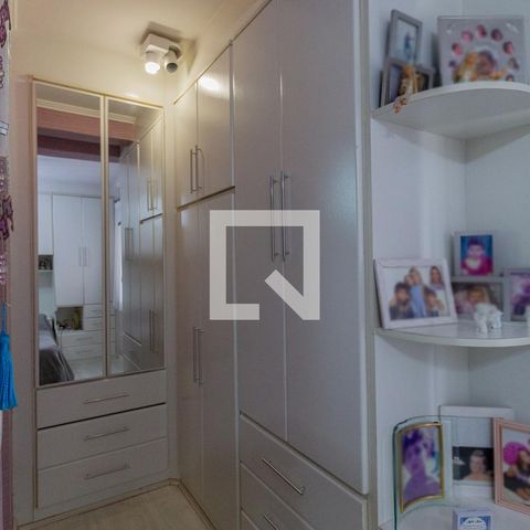 Casa à venda com 285m², 3 quartos e 6 vagas Casa à venda com 285m², 3 quartos e 6 vagasSuíte